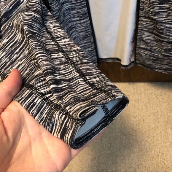 Maurice’s zip athletic jacket - Picture 5 of 7